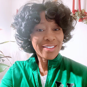 Meet your Posher, Eunice